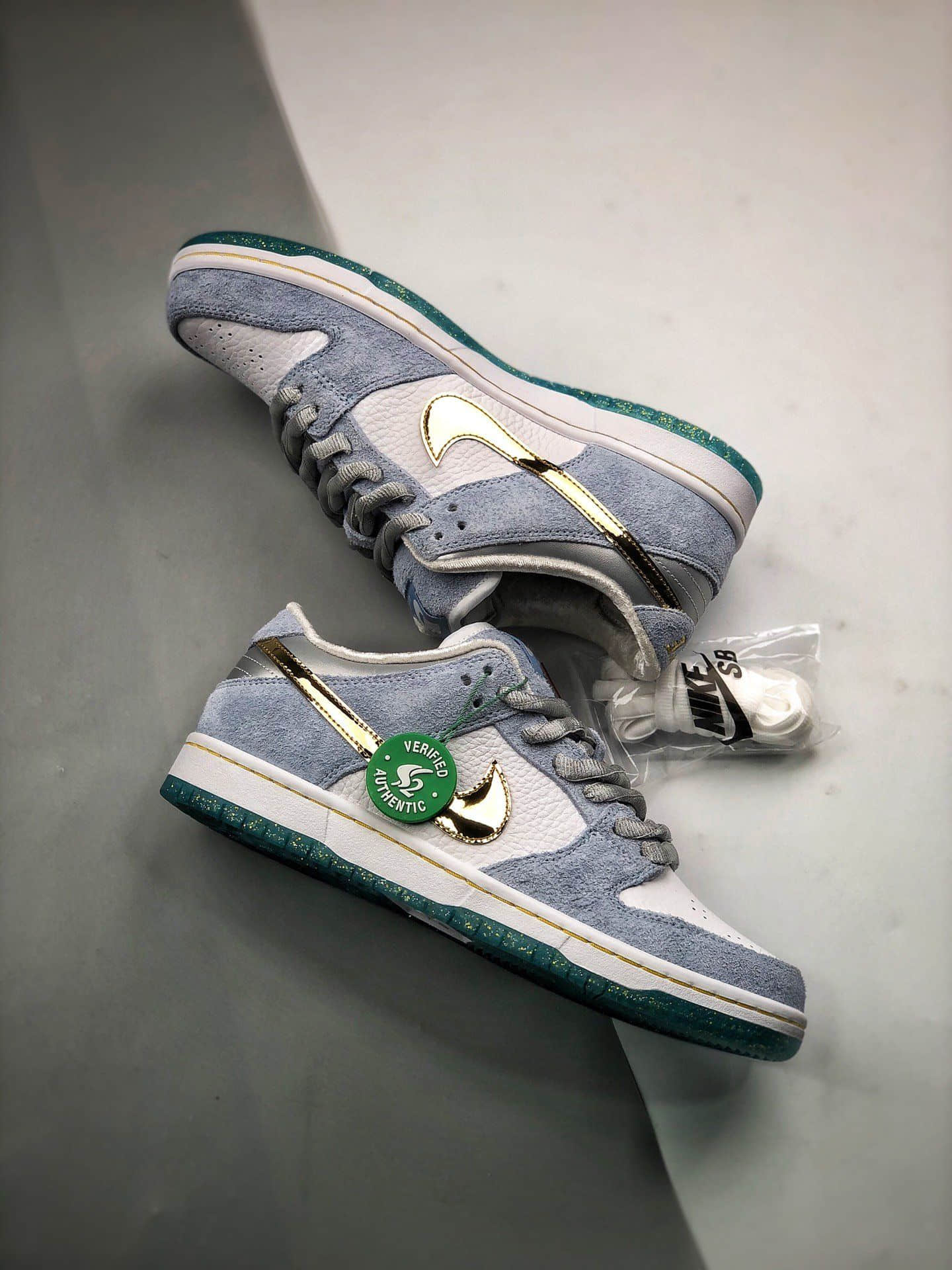 楽天市場】NIKE ナイキ SEAN CLIVER X DUNK LOW SB 'HOLIDAY SPECIAL' ショーン・クライヴァー×ダンク  ロー エスビー 
